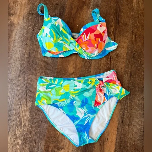 Bleu Rod Beattie 3 piece Colorful Floral Bikini - Picture 3 of 13